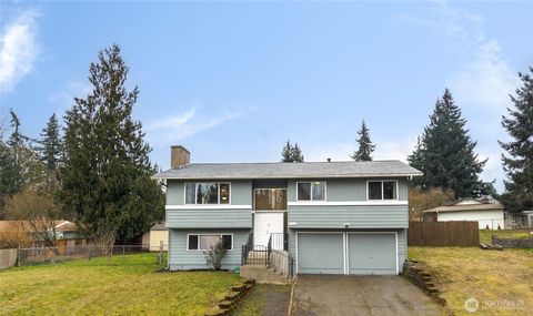 Photo of 6510 102nd Street E, Puyallup, WA 98373 (MLS # 2473388)