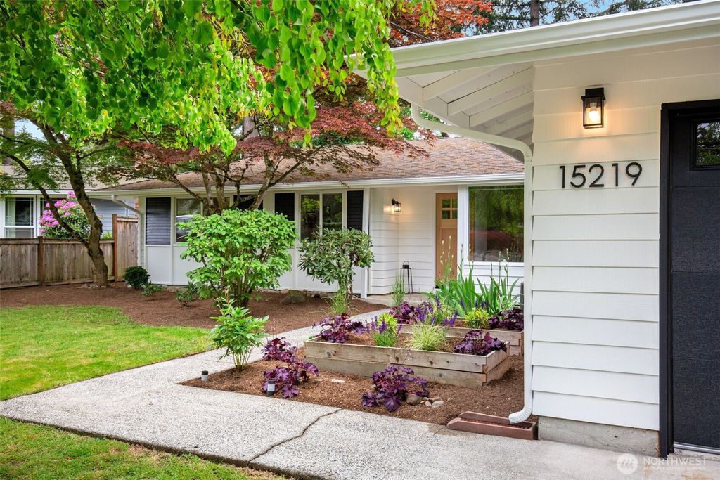 Photo of 15219 NE 6th Place, Bellevue, WA 98007 (MLS # 2376336)