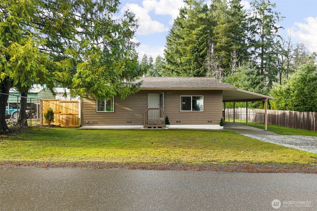 Photo of 4984 Victory Drive SW, Port Orchard, WA 98367 (MLS # 2468977)