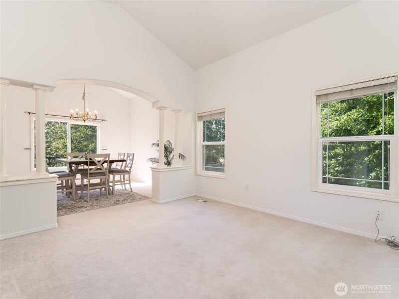 304 NE 14th Avenue
