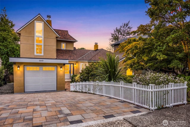 5049 Pullman Avenue NE, Seattle