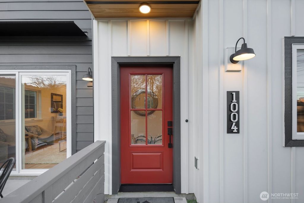 Photo of 1004 N 48th Street #A, Seattle, WA 98103 (MLS # 2497895)