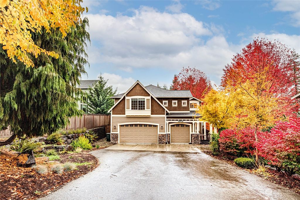 Photo of 18928 108th Avenue NE, Bothell, WA 98011 (MLS # 2013718)