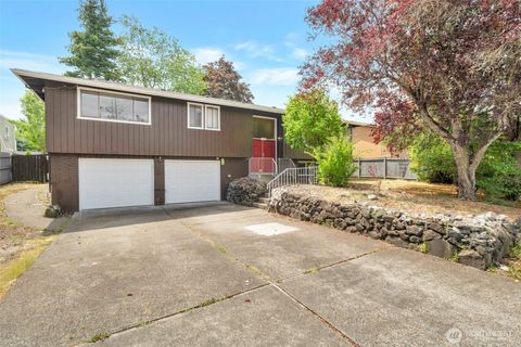 Photo of 1102 Tule Lake Rd S Rd, Tacoma, WA 98444 (MLS # 2398726)