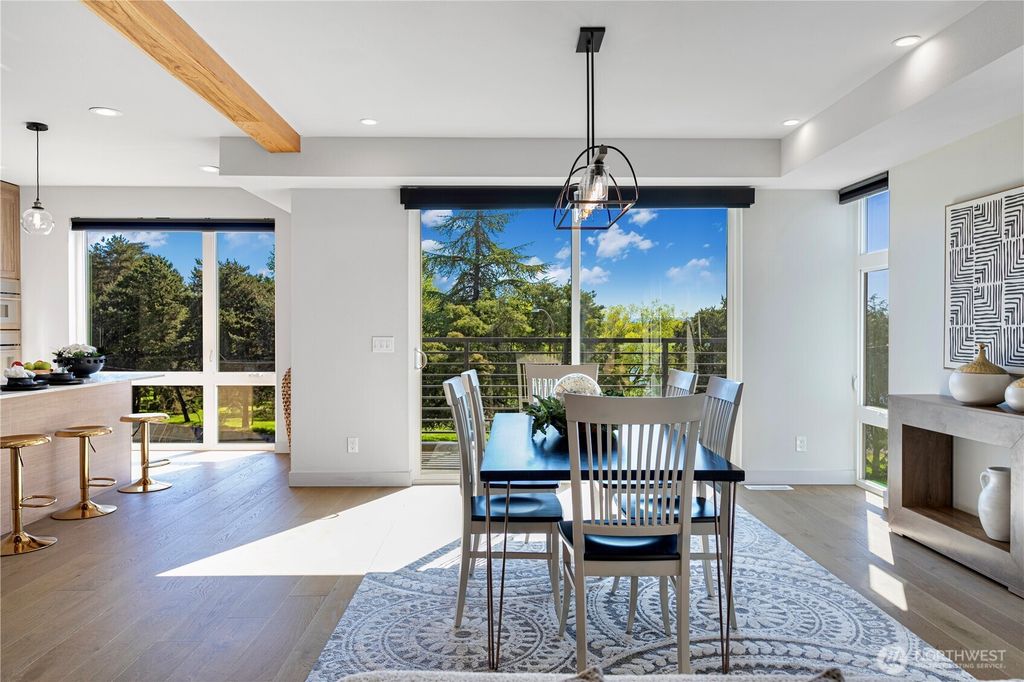 listing image 9369463546803350452