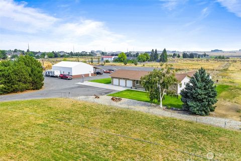 Photo of 12687 Dodson Road NW, Ephrata, WA 98823 (MLS # 2430443)