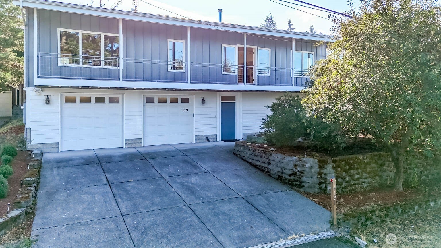 6121 Madrona Drive NE