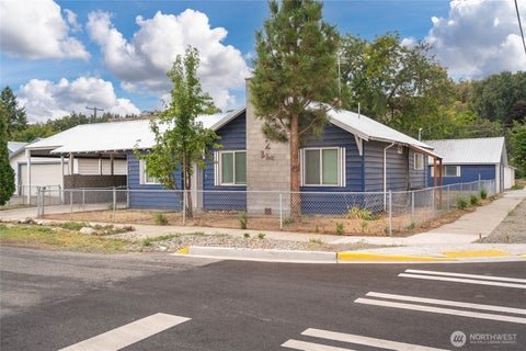 Photo of 2 S Elm Street, Omak, WA 98841 (MLS # 2583793)