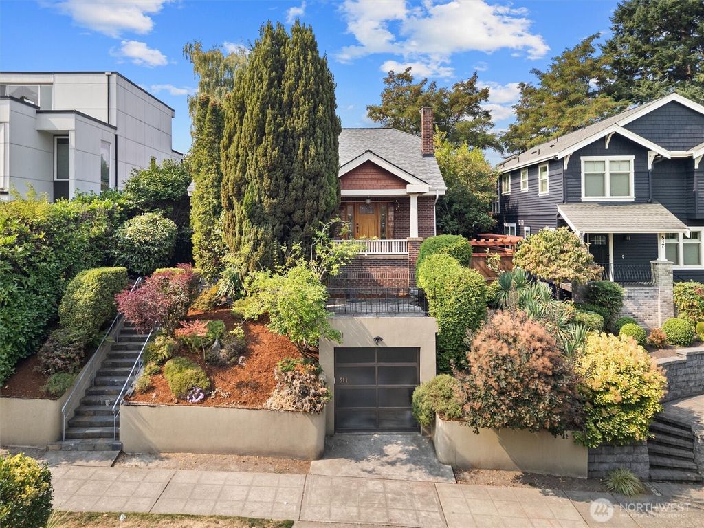 Photo of 511 30th Avenue, Seattle, WA 98122 (MLS # 2428683)
