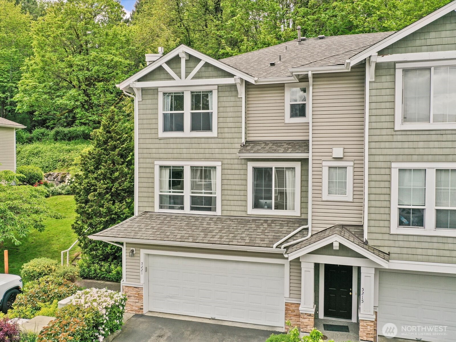 5221 236th Place SE 22-1