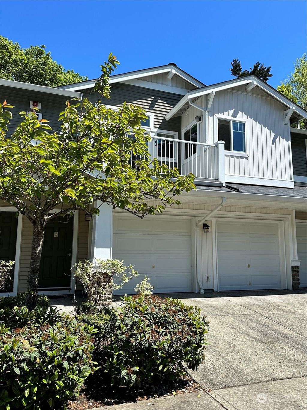 Photo of 21048 40th Place S #J-4, SeaTac, WA 98198 (MLS # 2230406)