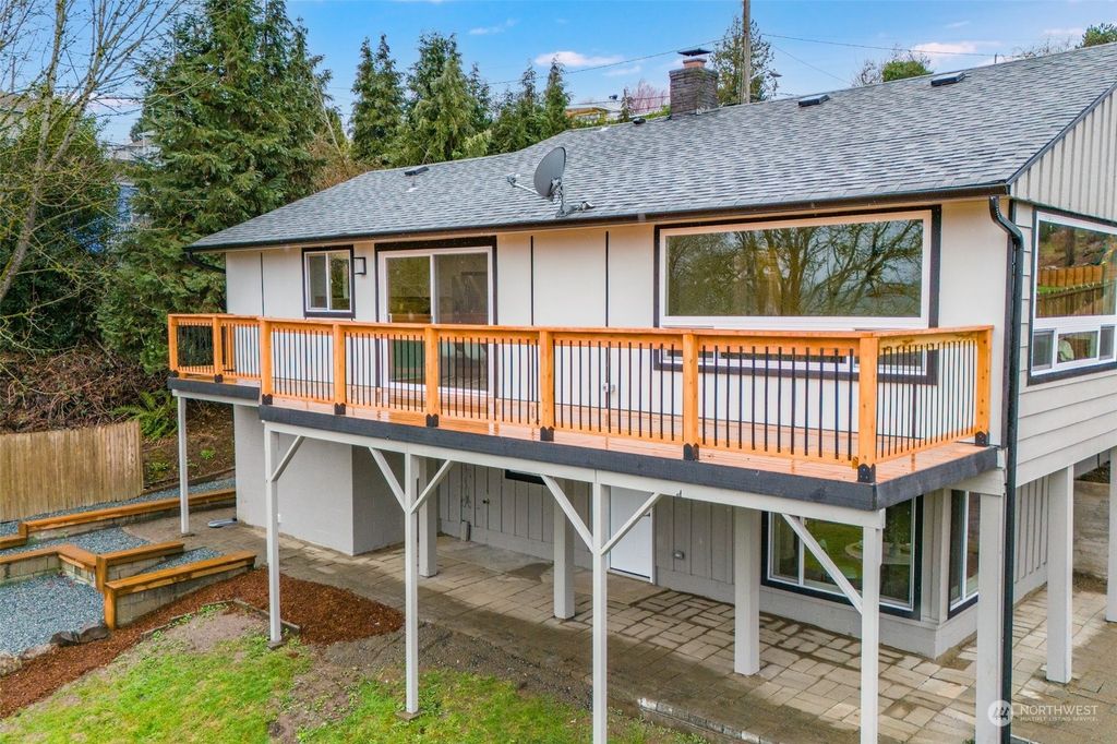 Photo of 11618 26th Avenue S, Seattle, WA 98168 (MLS # 2205204)