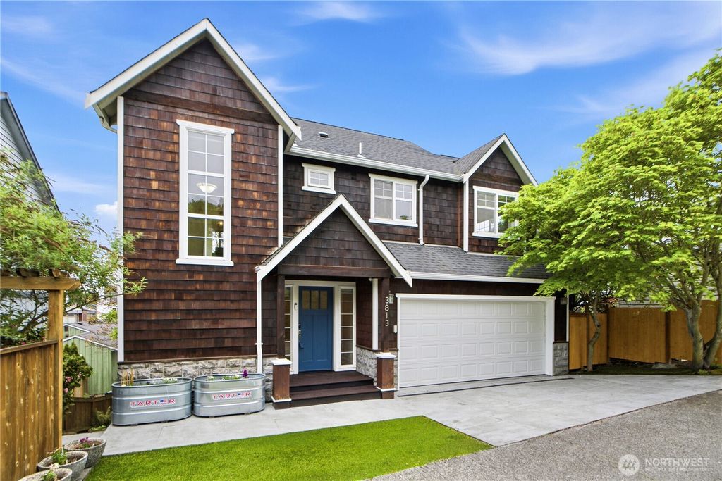 Photo of 3813 23rd Avenue W, Seattle, WA 98199 (MLS # 2508786)