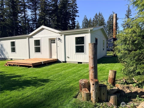 Photo of 6184 Azure Way, Maple Falls, WA 98266 (MLS # 2509196)
