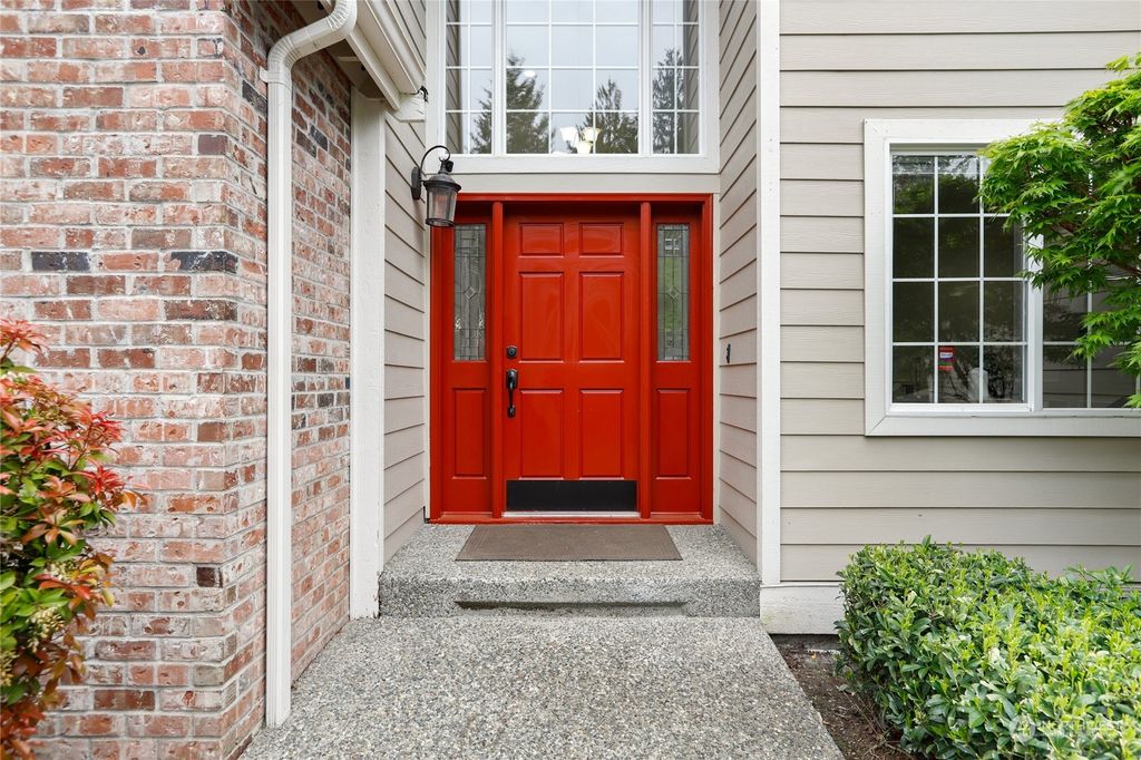 Photo of 18716 201st Avenue NE, Woodinville, WA 98077 (MLS # 2227059)