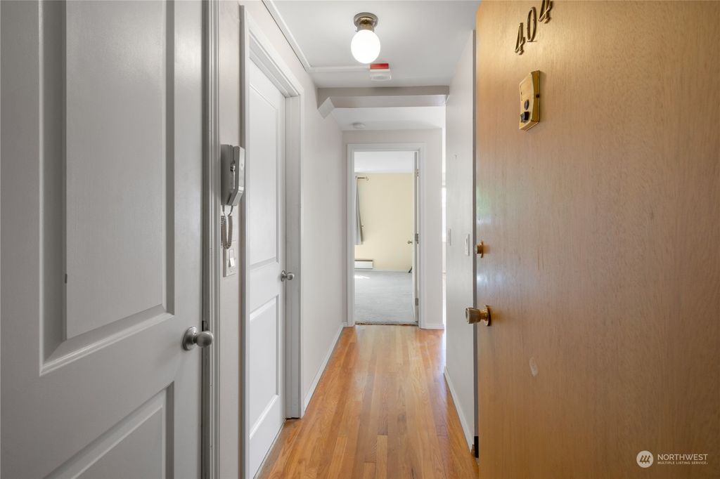 Photo of 919 2nd Avenue W #404, Seattle, WA 98119 (MLS # 2135771)