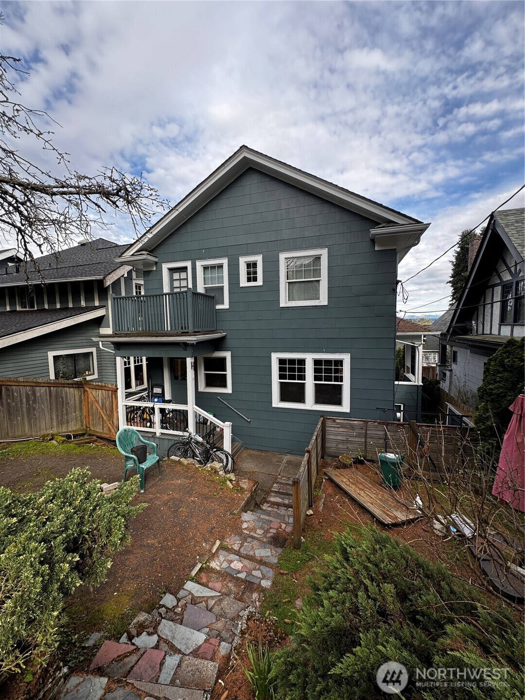 5235 19th Avenue NE