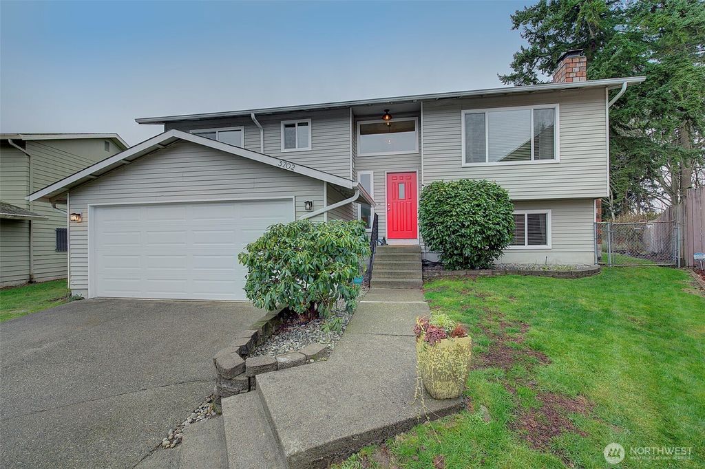 Photo of 3702 201st Place SW, Lynnwood, WA 98036 (MLS # 2470993)