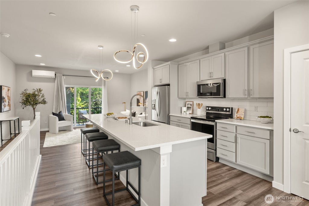 Photo of 14715 Admiralty Way #A-5, Lynnwood, WA 98087 (MLS # 2556490)
