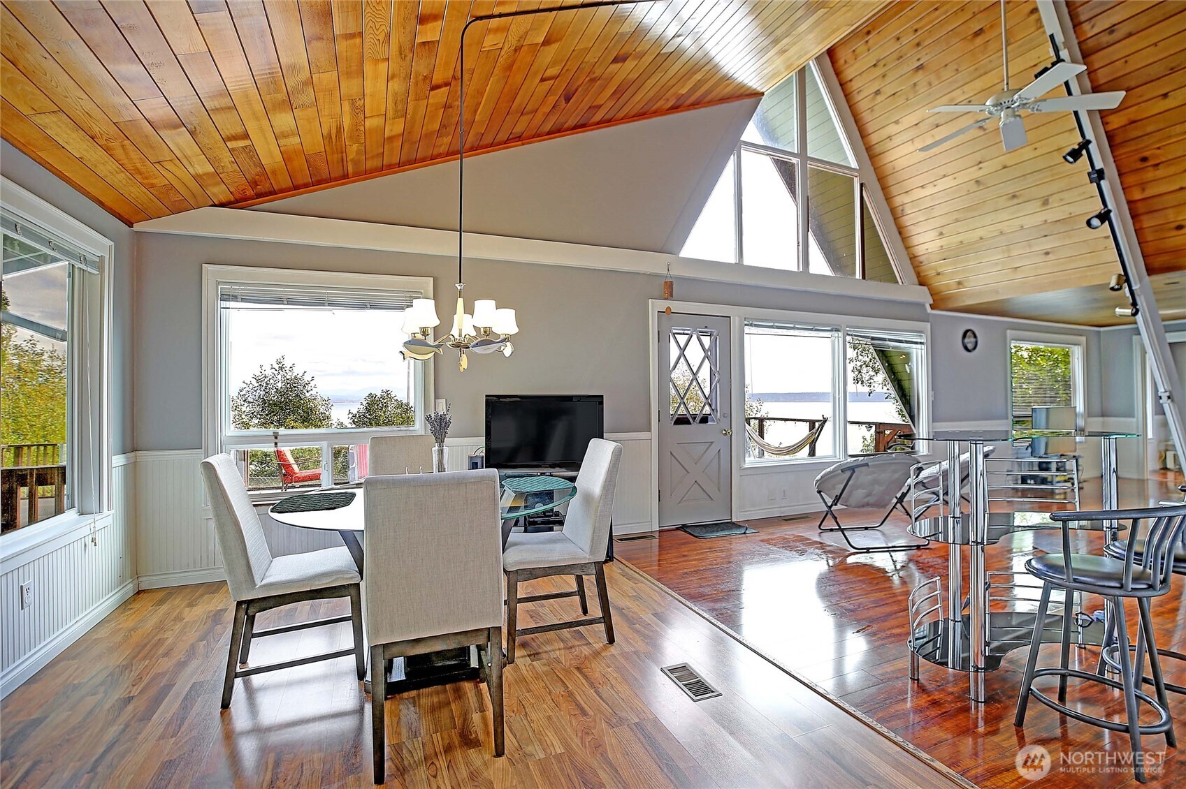 979 Cavalero Road