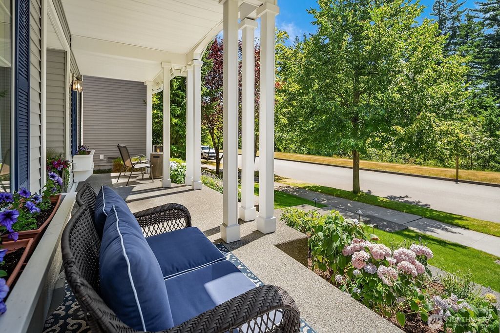 Photo of 6524 Silent Creek Avenue SE, Snoqualmie, WA 98065 (MLS # 2405387)