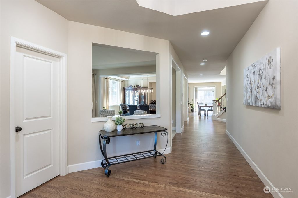 Photo of 1711 Kitsap Place NE, Renton, WA 98059 (MLS # 2263238)