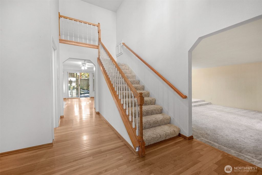 Photo of 2910 151st Place SE, Mill Creek, WA 98012 (MLS # 2479304)