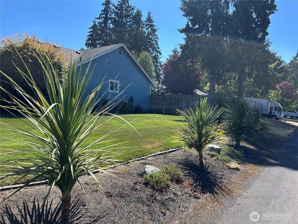 Photo of 20810 80th Ave Ct E CT, Spanaway, WA 98387 (MLS # 2561373)