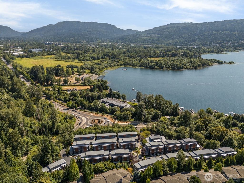 Photo of 4261 213 Place SE #43, Issaquah, WA 98029 (MLS # 2411966)