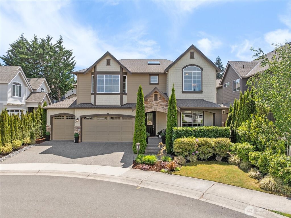 Photo of 21355 NE 2nd Court, Sammamish, WA 98074 (MLS # 2528210)