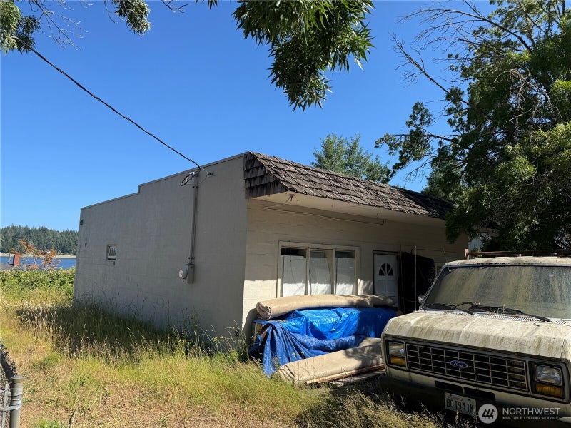 18480 E State Route 3
