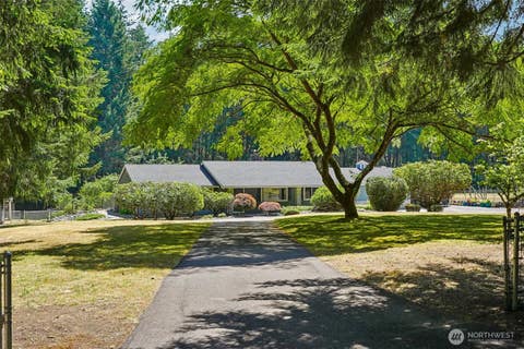 Photo of 884 Kamus Place, Fox Island, WA 98333 (MLS # 2549235)