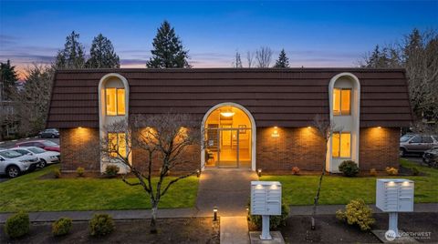 Photo of 11112 NE 68th Street #327, Kirkland, WA 98033 (MLS # 2489925)