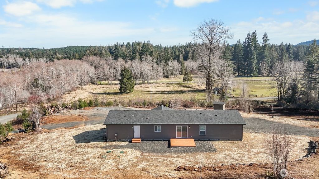 Photo of 11 W Highland Y Road, Shelton, WA 98584 (MLS # 2487222)