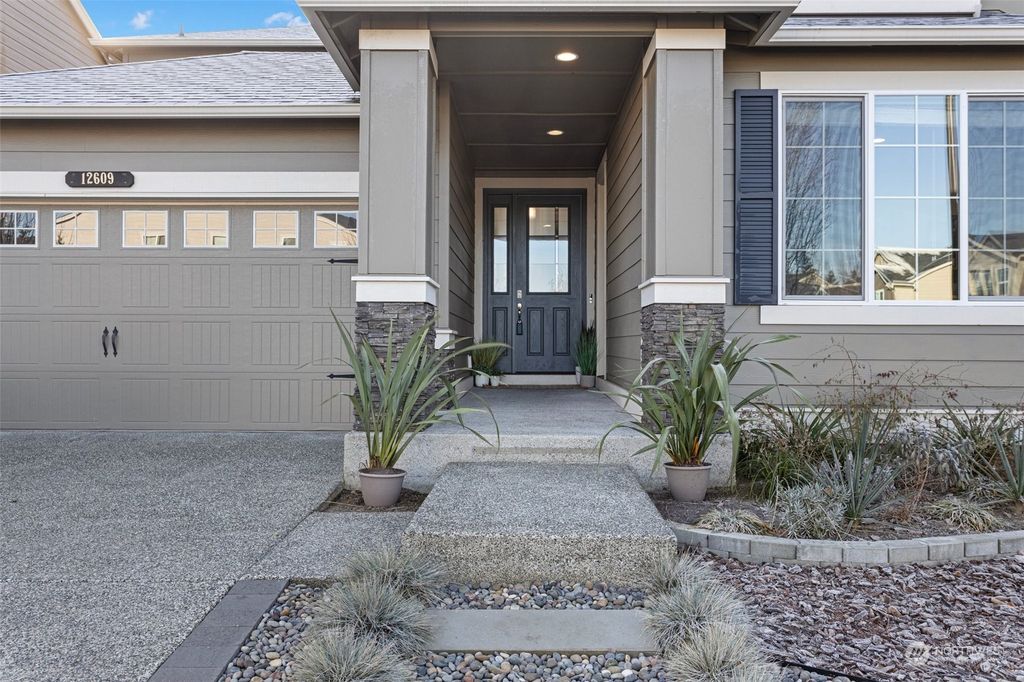 Photo of 12609 NE 150th Street, Woodinville, WA 98072 (MLS # 2324131)