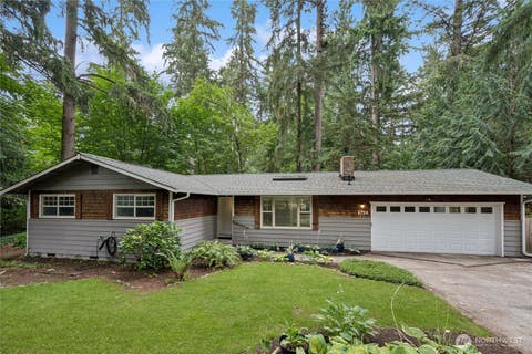 Photo of 6724 Alder Glen Drive SE, Olympia, WA 98513 (MLS # 2556888)