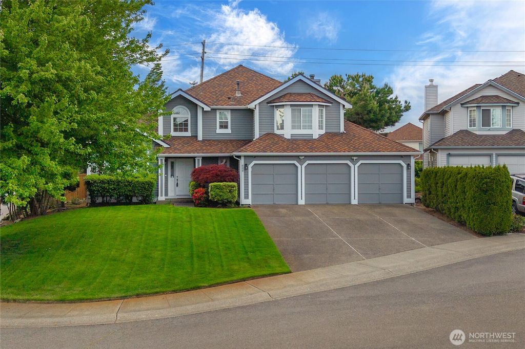 Photo of 826 SW 347th Court CT, Federal Way, WA 98023 (MLS # 2522964)