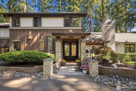 Photo of 3720 131st Avenue NE, Bellevue, WA 98005 (MLS # 2538393)