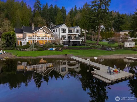 Photo of 2010 W Lake Sammamish Parkway SE, Bellevue, WA 98008 (MLS # 2490920)
