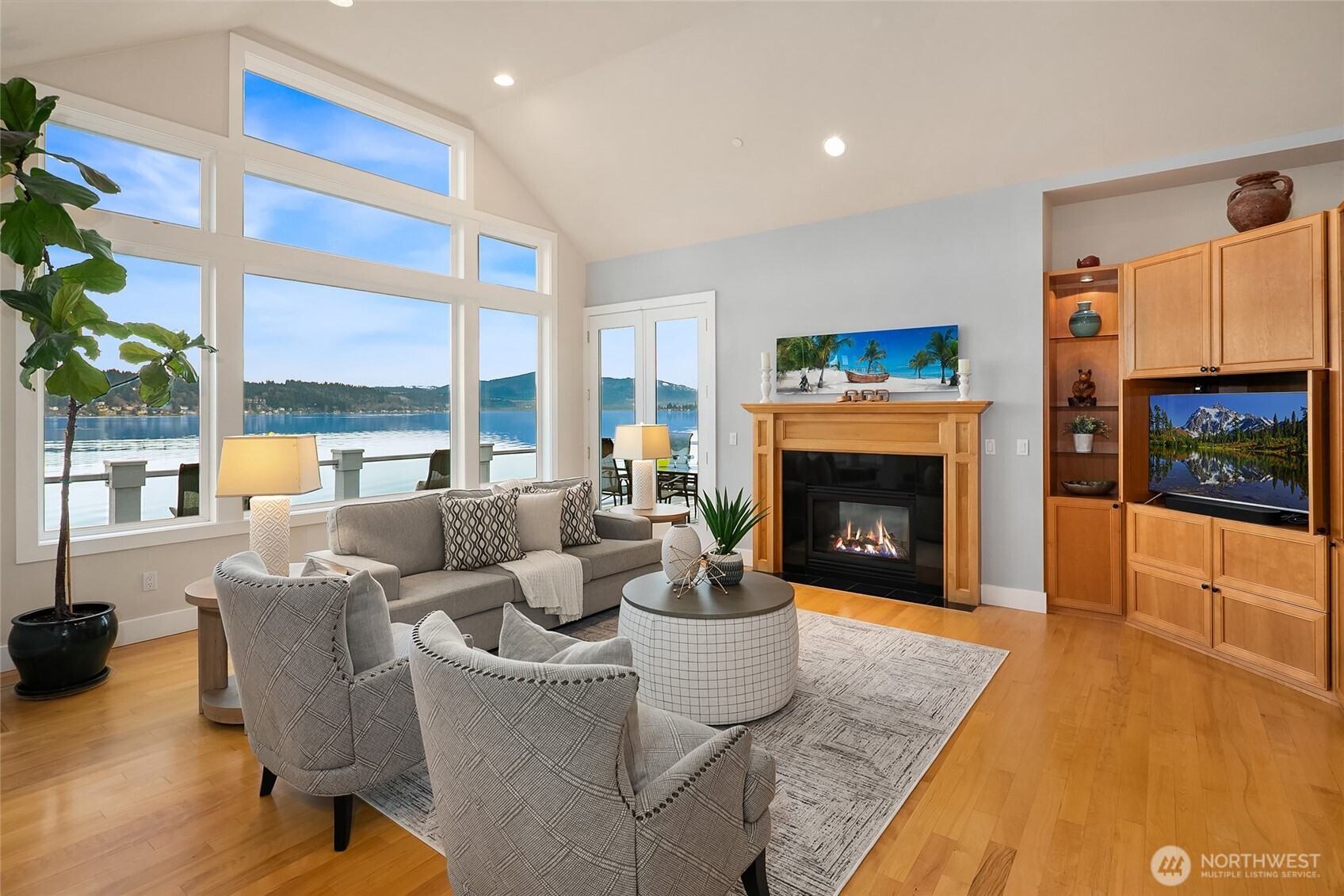 2010 W Lake Sammamish Parkway SE