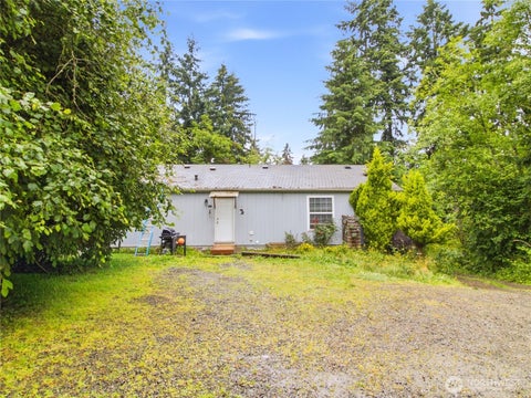 Photo of 16615 36th Street Ct E, Lake Tapps, WA 98391 (MLS # 2547291)