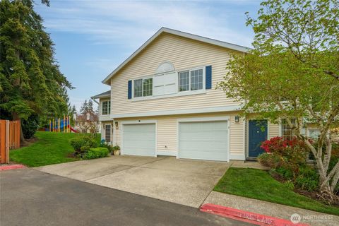 Photo of 927 132nd Street SW #C2, Everett, WA 98204 (MLS # 2490087)