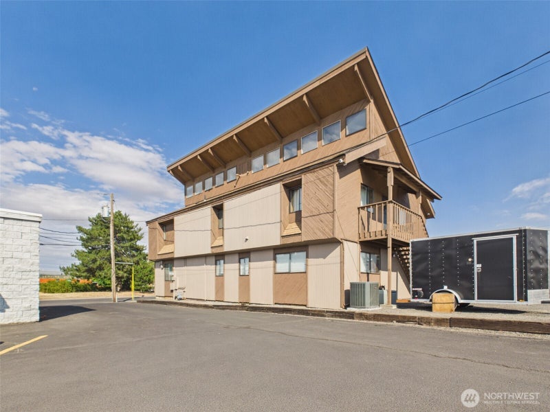 512 Cedar Street