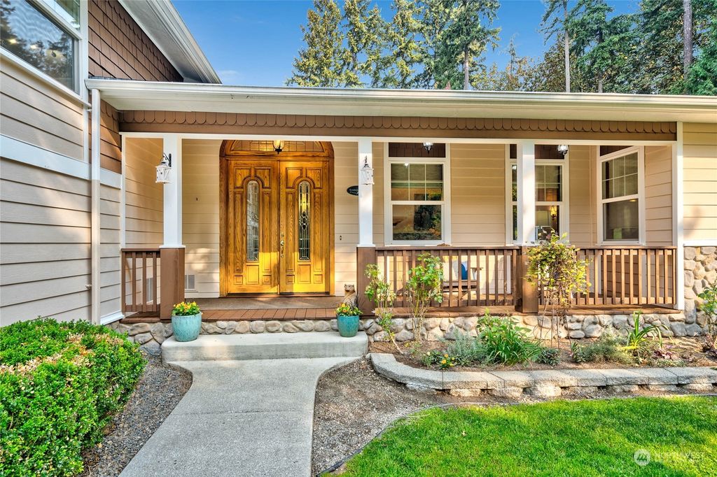 Photo of 15624 NE 164th Street, Woodinville, WA 98072 (MLS # 2008169)