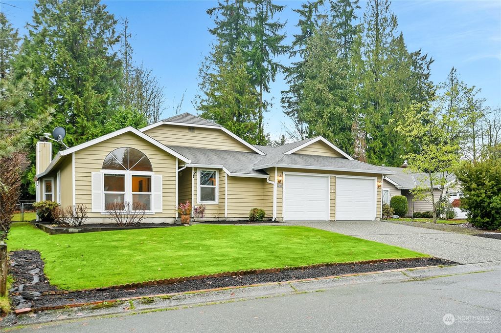 Photo of 5616 144th Street SE, Everett, WA 98208 (MLS # 2183904)