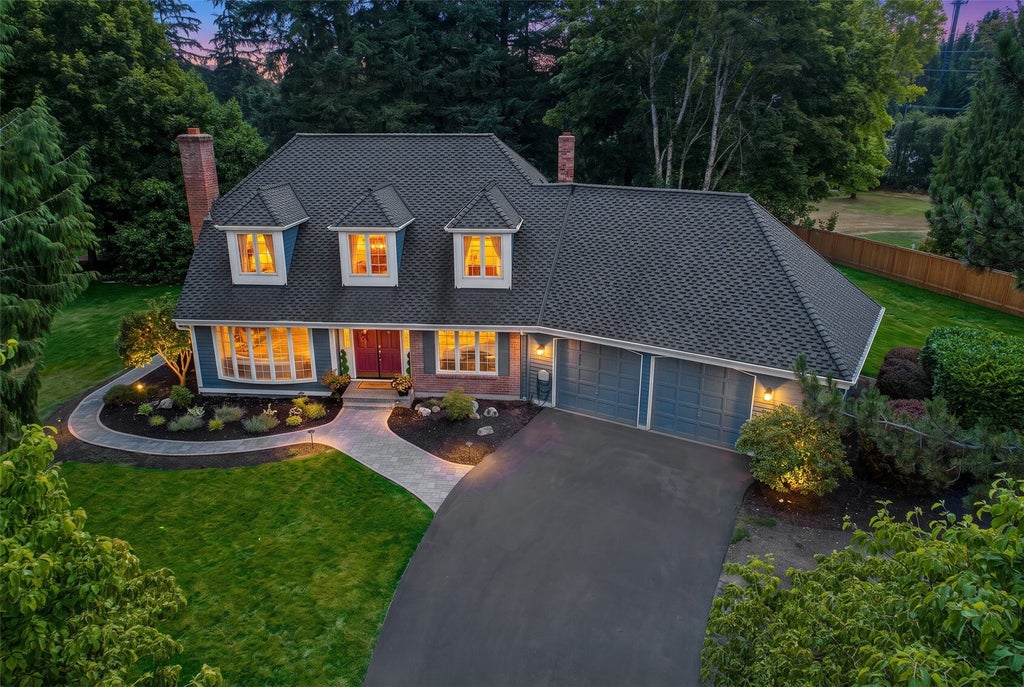 Photo of 14520 186th Place NE, Woodinville, WA 98072 (MLS # 2565311)