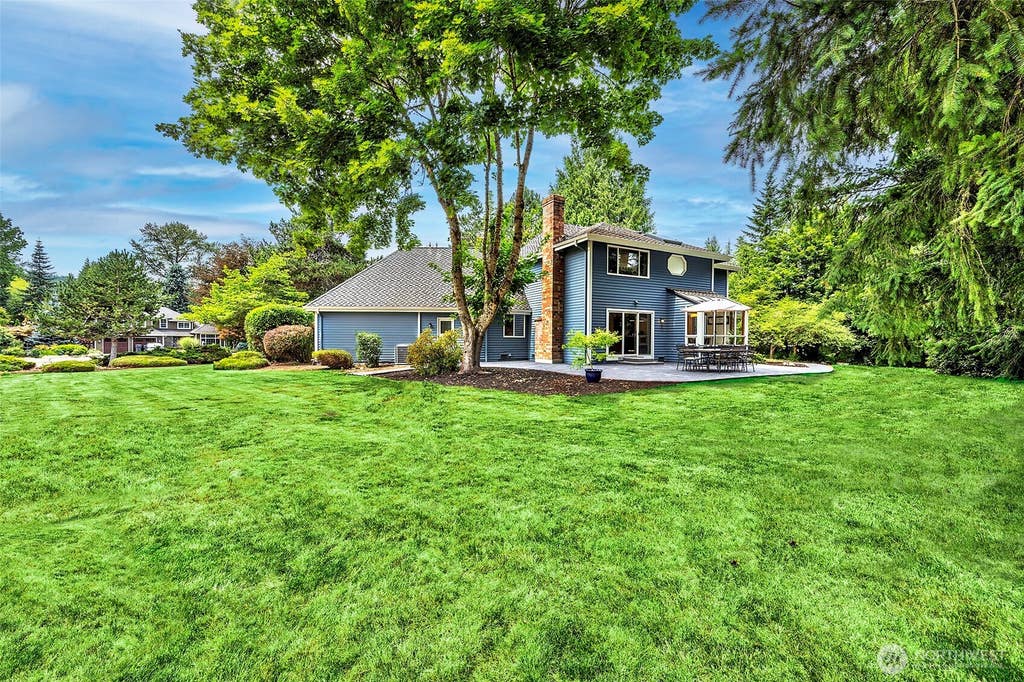 Photo of 14520 186th Place NE, Woodinville, WA 98072 (MLS # 2565311)