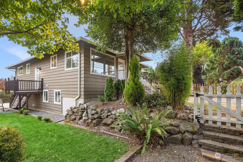 Photo of 24718 Marine View Drive S, Des Moines, WA 98198 (MLS # 2298200)