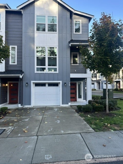 Photo of 13717 Admiralty Way #H7, Lynnwood, WA 98087 (MLS # 2589279)