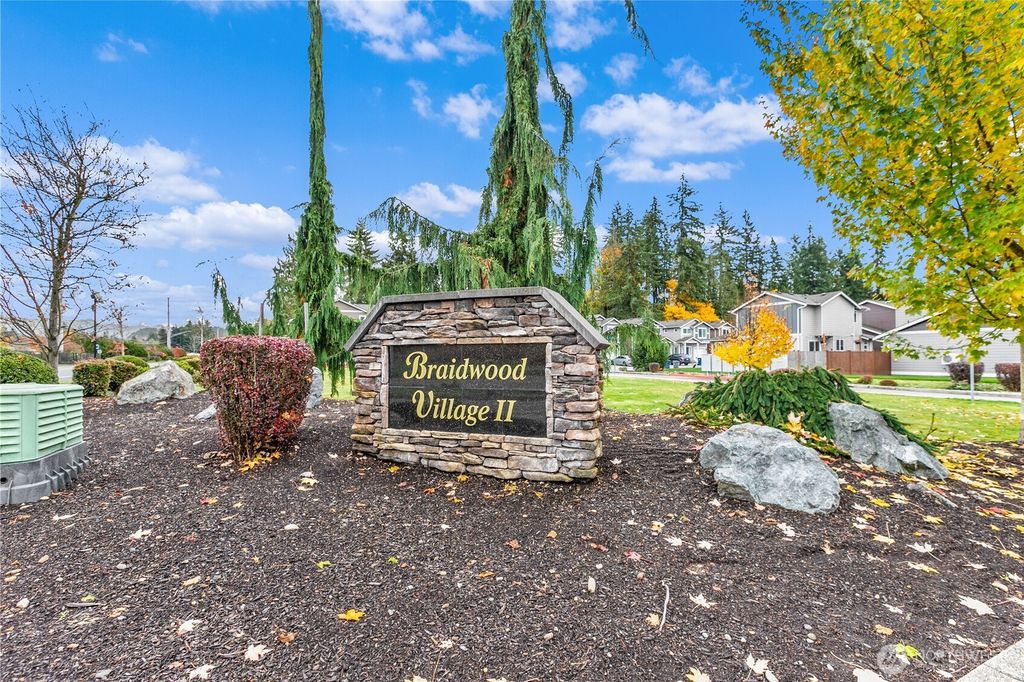 Photo of 420 Raybird Avenue, Granite Falls, WA 98252 (MLS # 2449086)